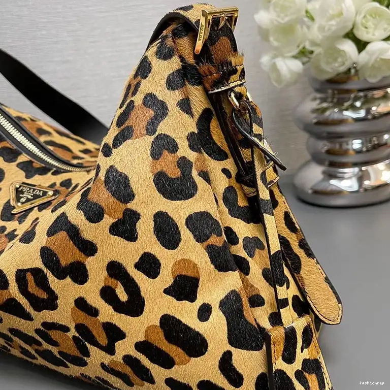 Fashionrep Prada Bags 2411YA0020 0805